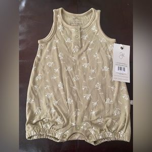 NWT Goumi Organic Romper Branches Sz: 6-12 Months